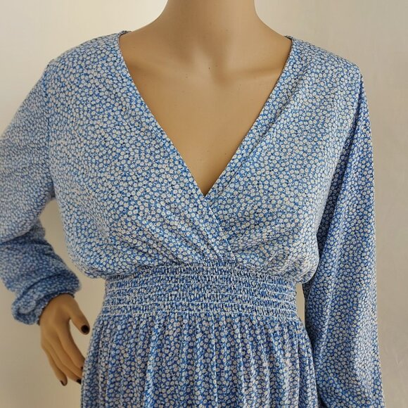 H & M MATERNITY  BLUE FLORAL LONG SLEEVE V NECK CASUAL MATERNITY DRESS SIZE: M - Picture 5 of 6